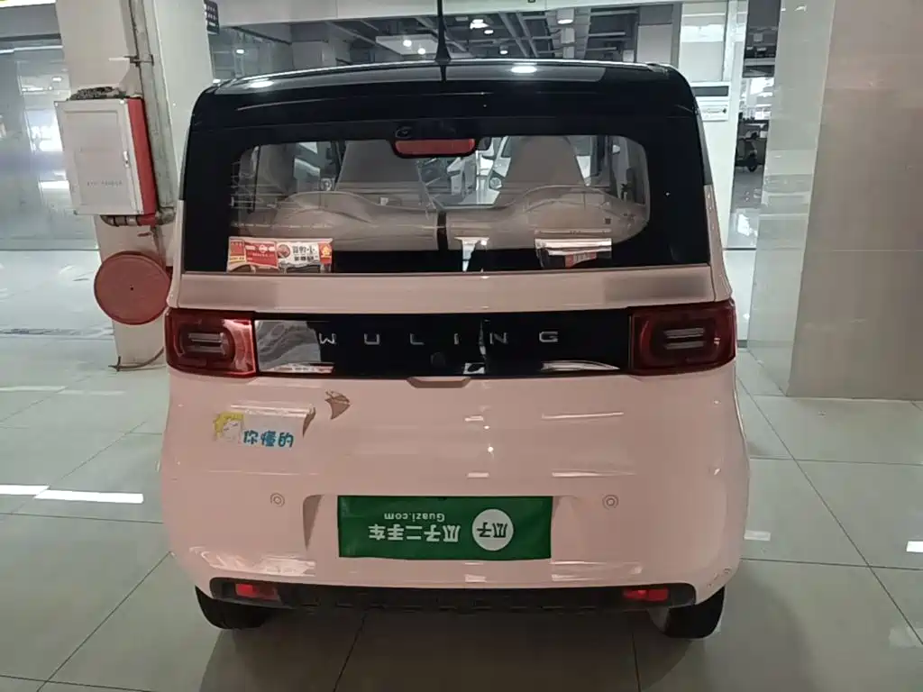 Wuling MINIEV — миниатюра 6