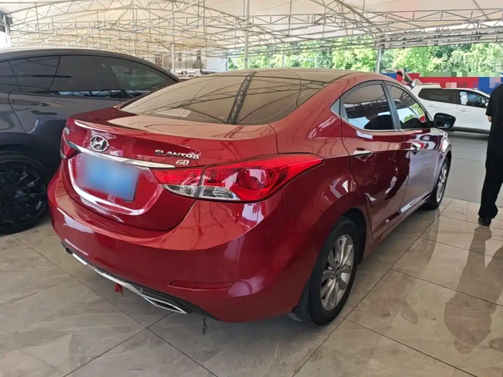 Hyundai Elantra Langdong — миниатюра 7