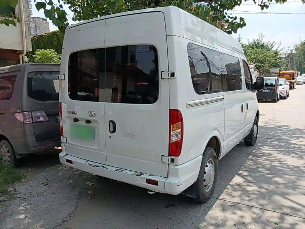Maxus V80 — миниатюра 7