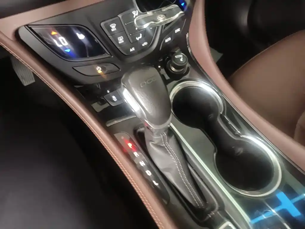 Buick Envision Plus — миниатюра 14