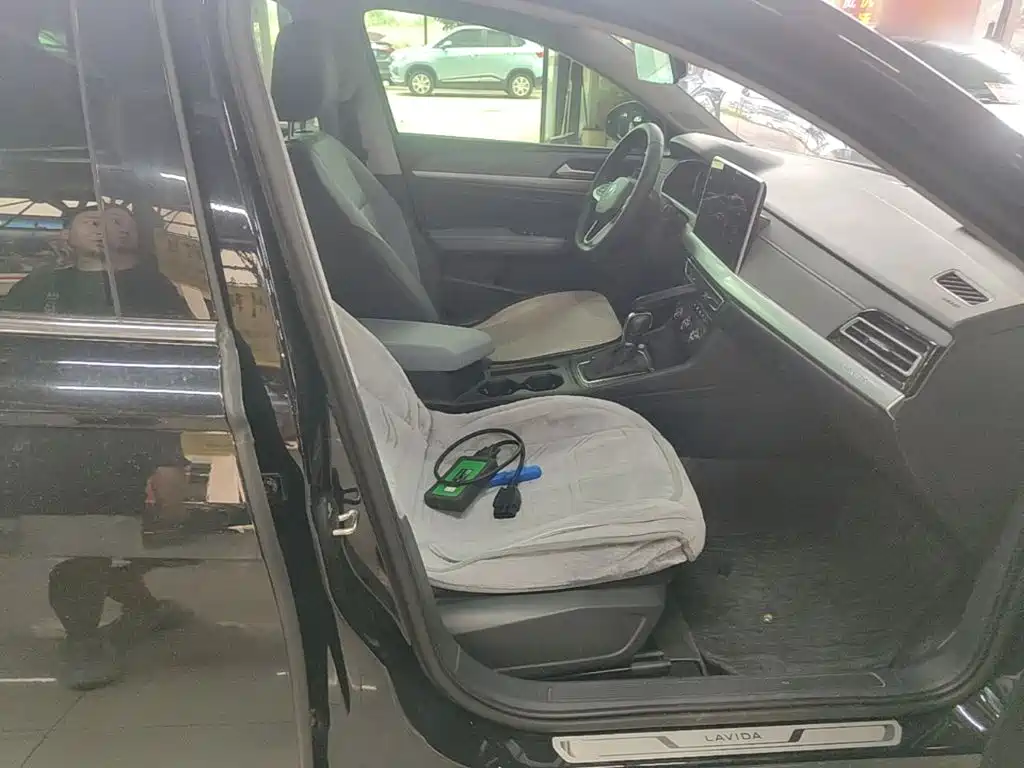 Volkswagen Lavida — миниатюра 25