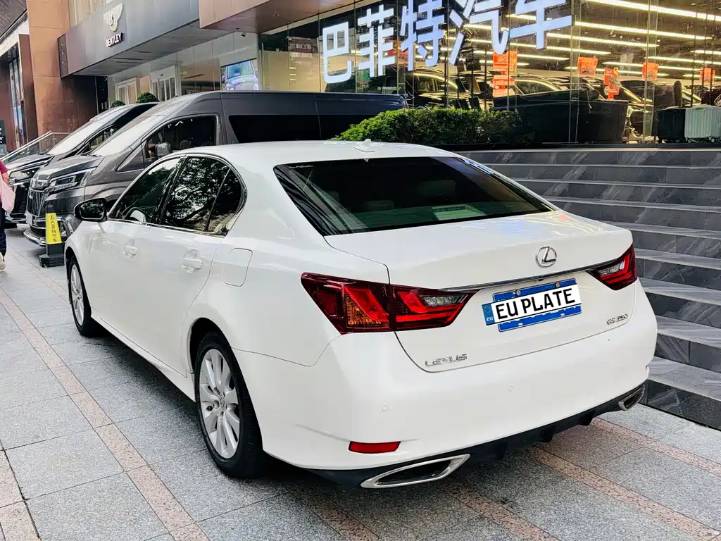 Lexus GS — миниатюра 4