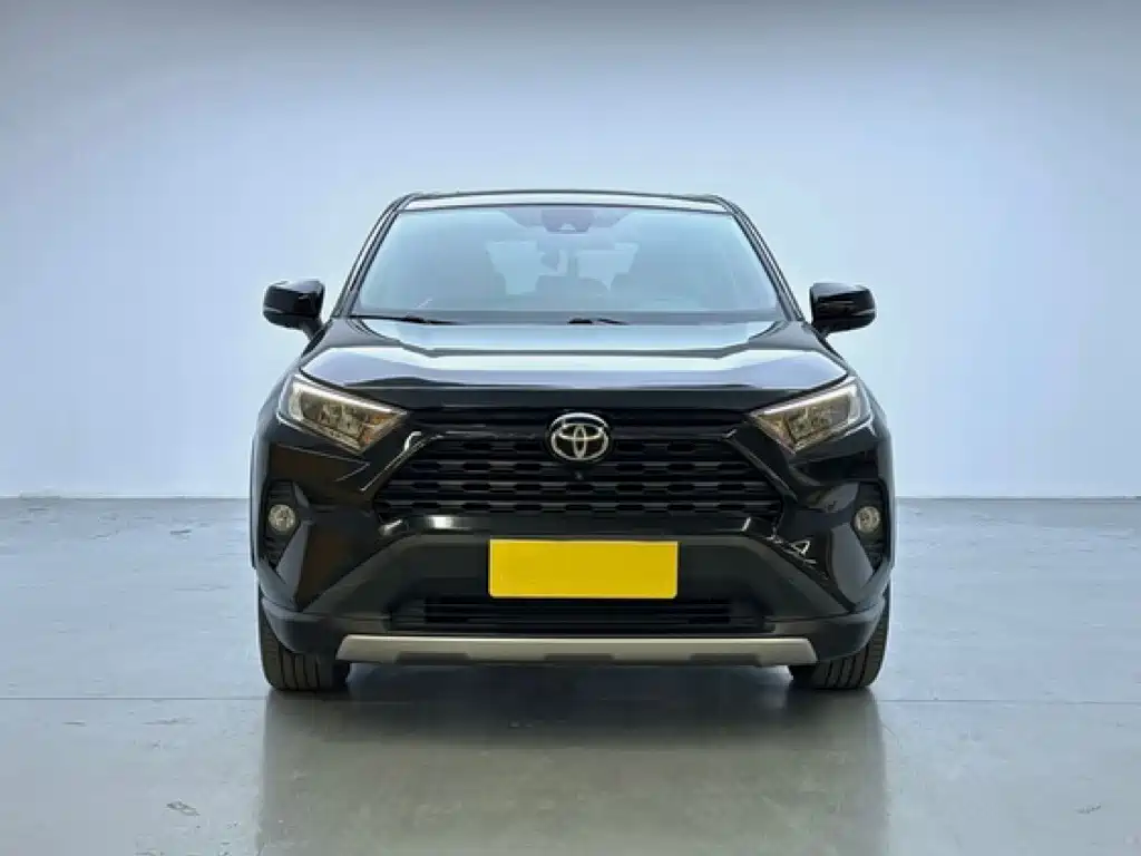 Toyota RAV4 — миниатюра 2