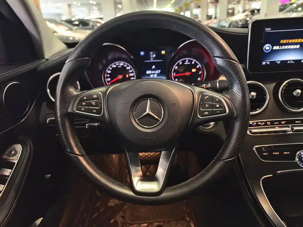 Mercedes-Benz C-Class — миниатюра 10