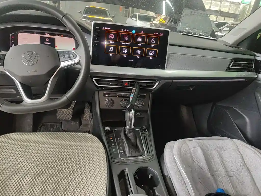 Volkswagen Lavida — миниатюра 13