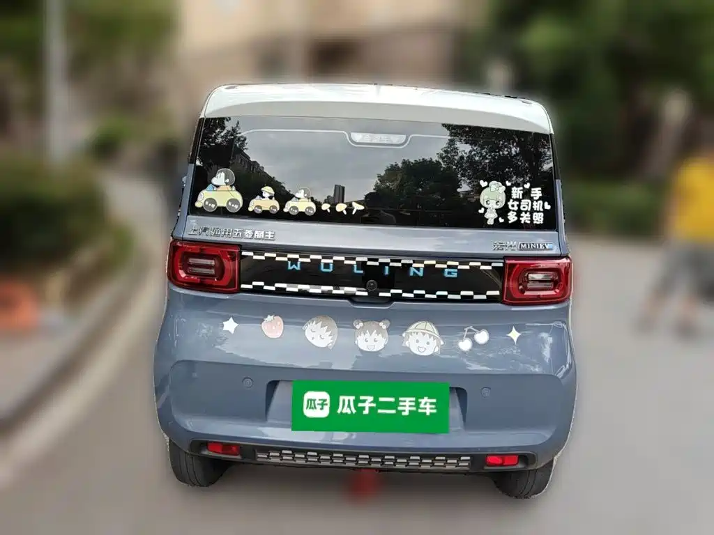 Wuling MINIEV — миниатюра 5
