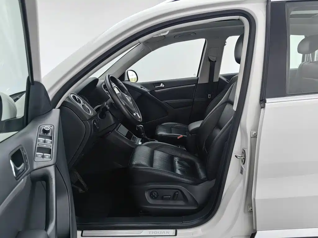 Volkswagen Tiguan — миниатюра 10
