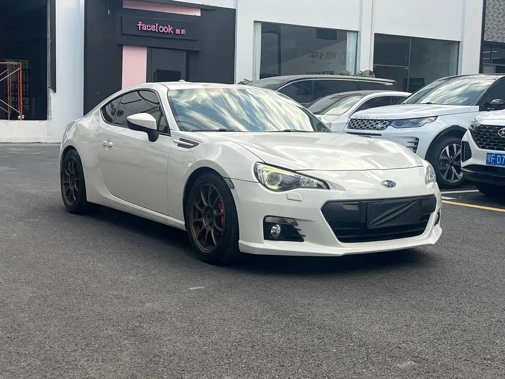 Subaru BRZ — миниатюра 2