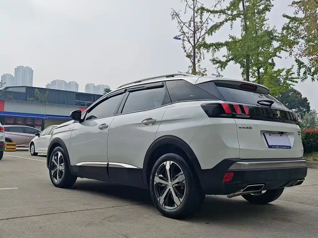 Peugeot 4008 — миниатюра 8