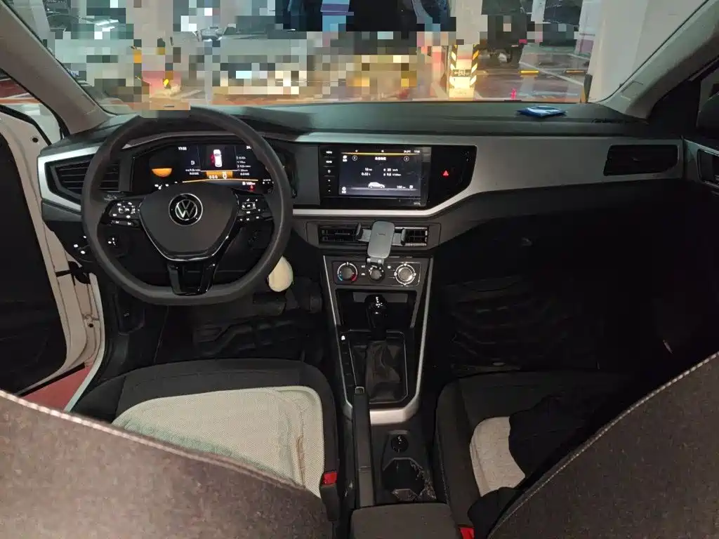 Volkswagen Polo — миниатюра 5