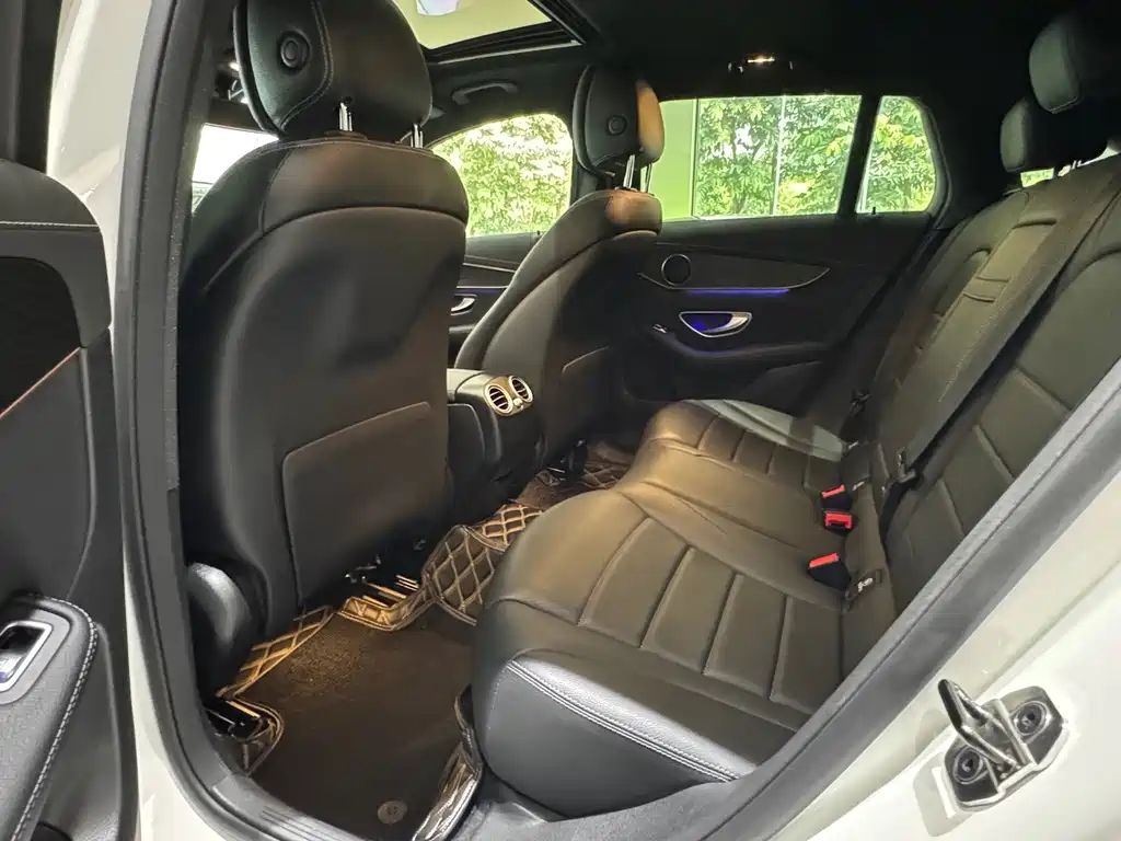 Mercedes-Benz EQC — миниатюра 5