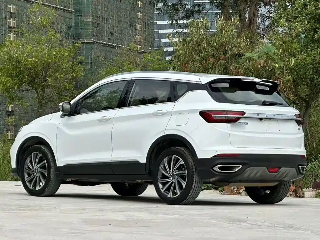 Geely Binyue — миниатюра 25