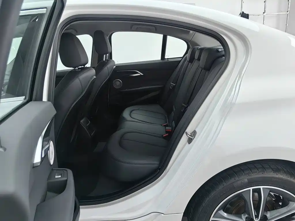 BMW 1 Series — миниатюра 15