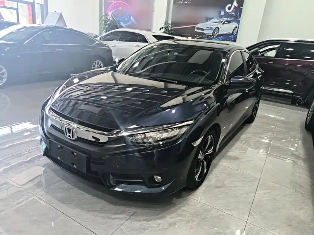 Honda Civic 2016 220TURBO CVT Luxury