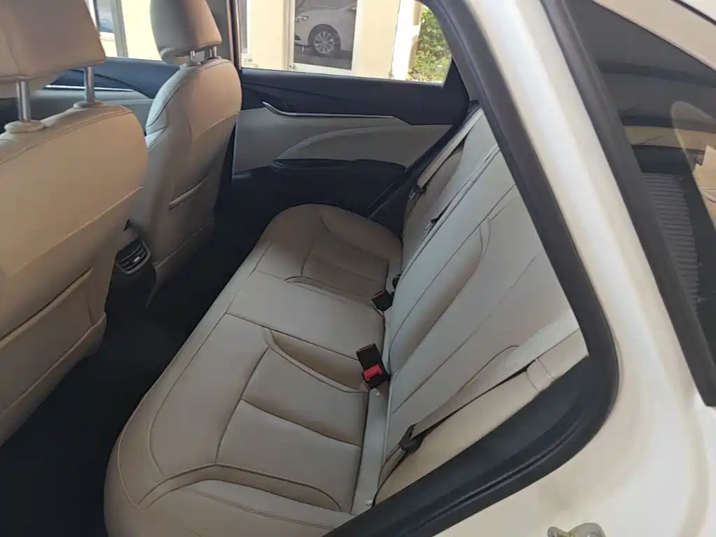 Buick Excelle — миниатюра 17