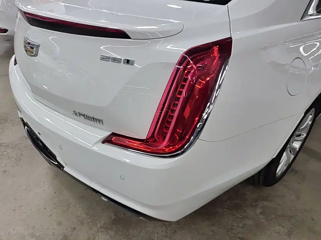 Cadillac XTS — миниатюра 8