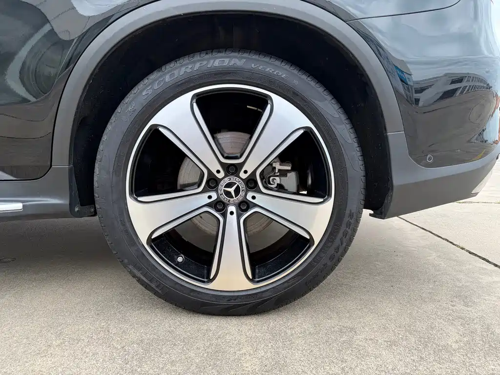 Mercedes-Benz GLC — миниатюра 9