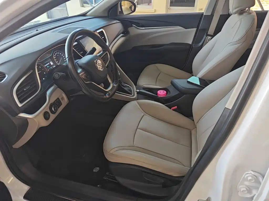 Buick Excelle — миниатюра 15