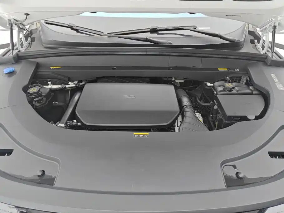 Li Auto Li L7 — миниатюра 10