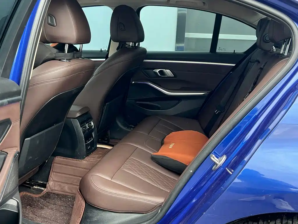 BMW 3 Series — миниатюра 8