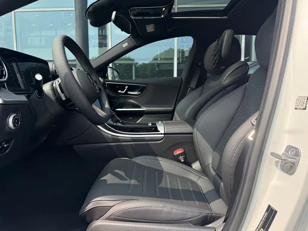 Mercedes-Benz C-Class — миниатюра 15