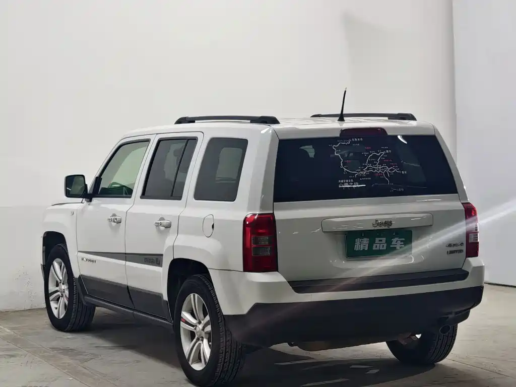 Jeep Patriot — миниатюра 6