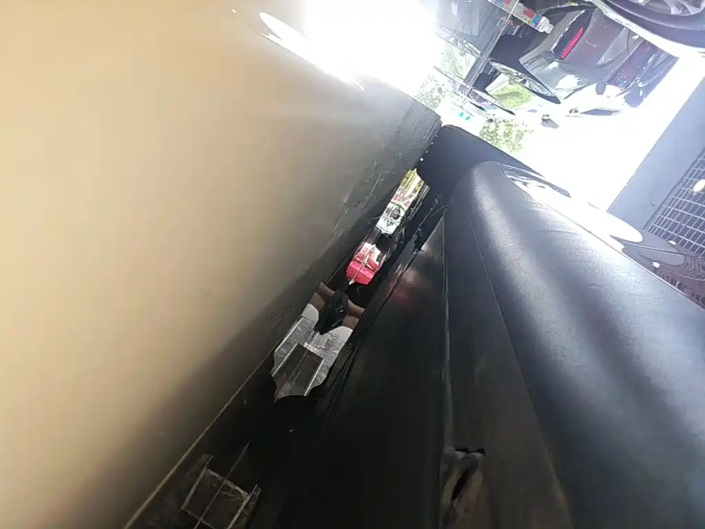 Tesla Model Y — миниатюра 22