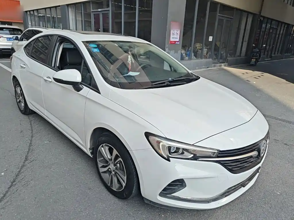 Buick Verano — миниатюра 4