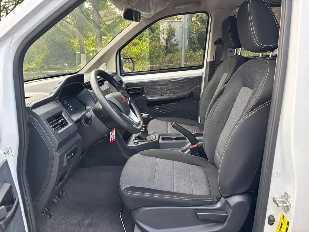 Wuling Journey 2021 1.5T MT Comfort