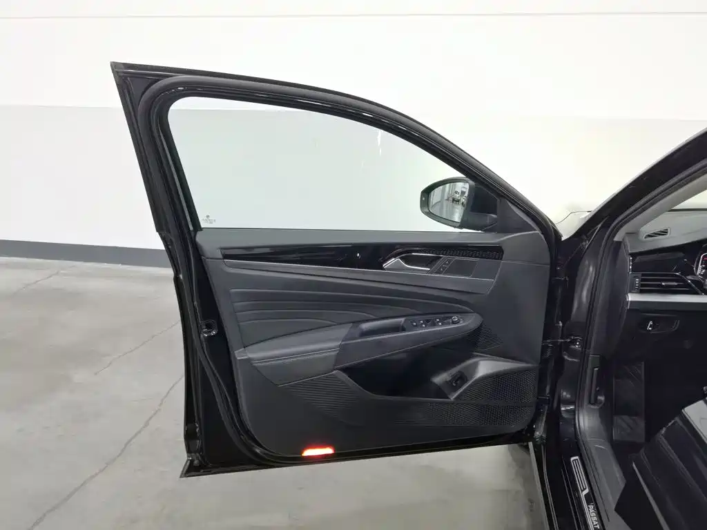Volkswagen Passat — миниатюра 8