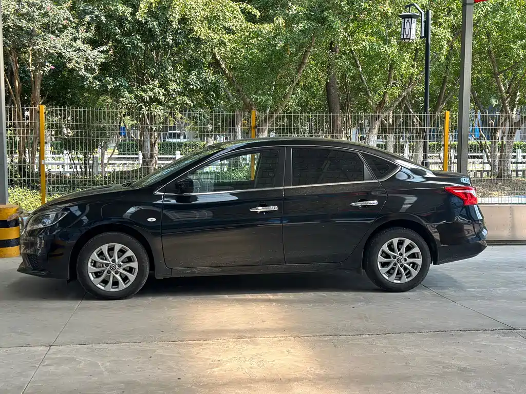 Nissan Sylphy — миниатюра 3