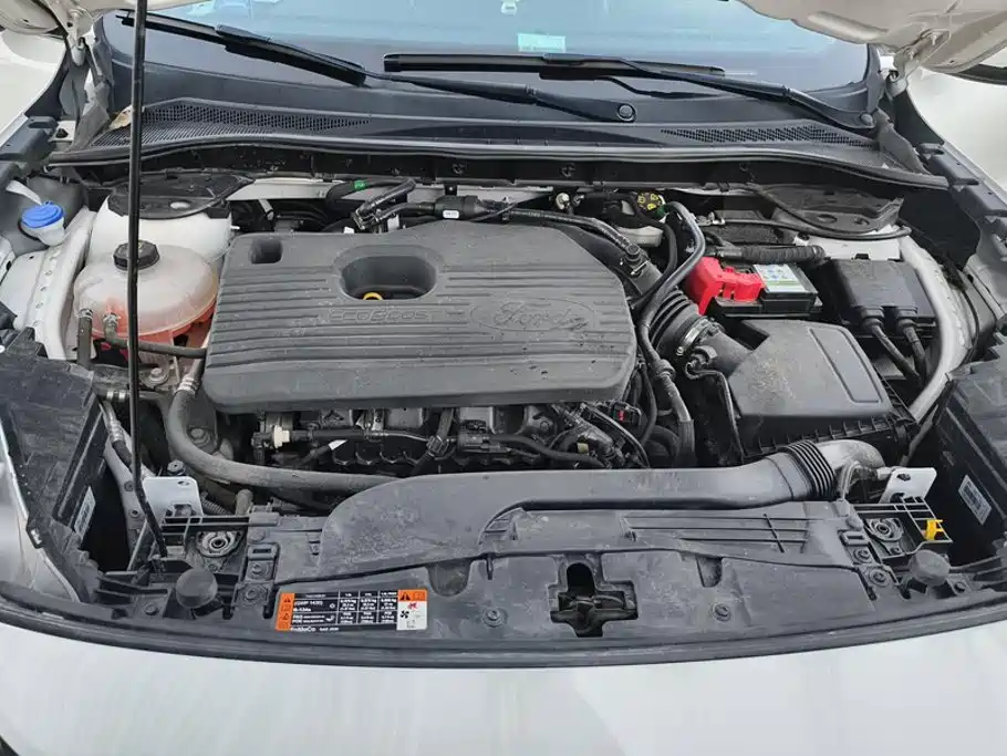 Ford Escape — миниатюра 10