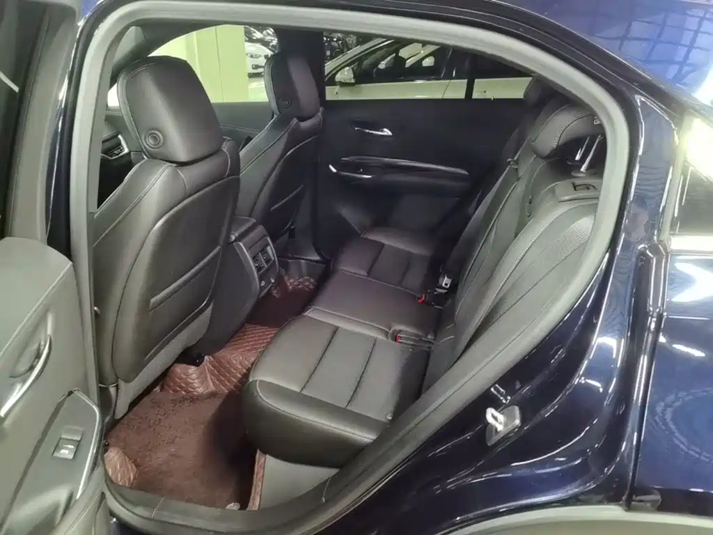 Cadillac XT4 — миниатюра 17