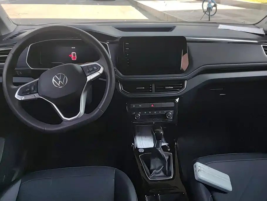 Volkswagen Tharu — миниатюра 12