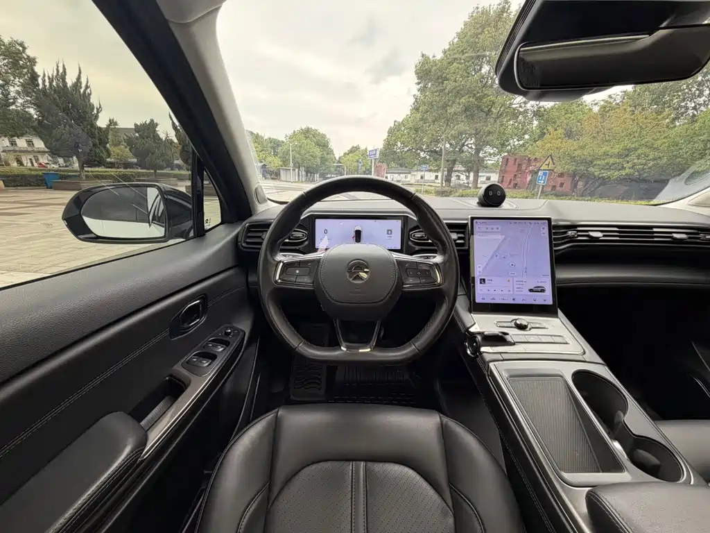 NIO ES6 — миниатюра 8
