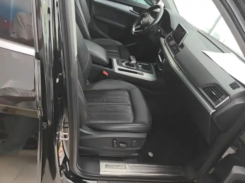 Audi Q5L — миниатюра 25