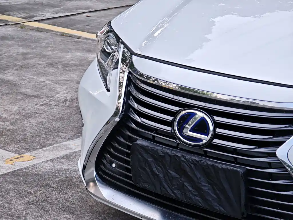 Lexus ES — миниатюра 6