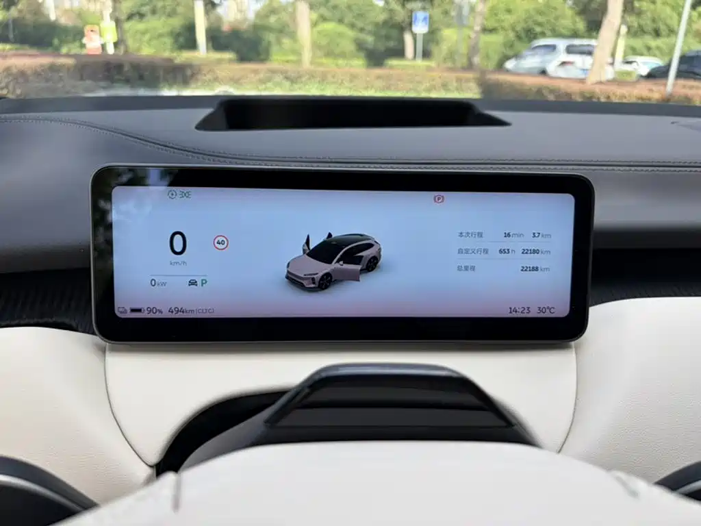 NIO ET5T — миниатюра 3