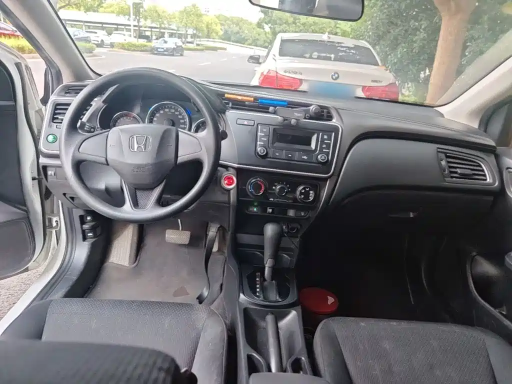 Honda City — миниатюра 10