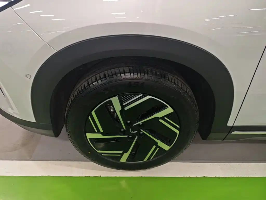 Wuling Xingguang S — миниатюра 23