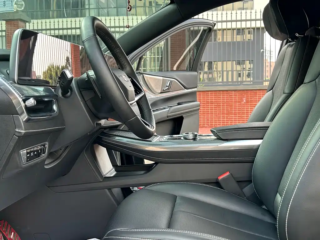 Cadillac XT5 — миниатюра 20