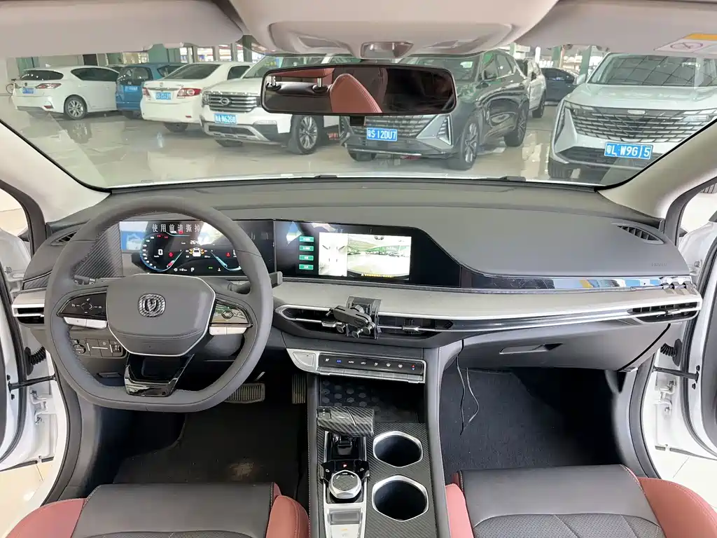 Changan Eado — миниатюра 10
