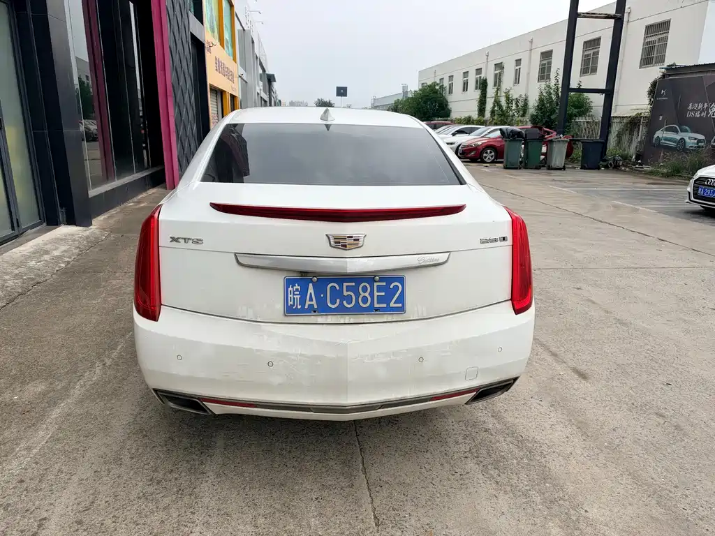 Cadillac XTS — миниатюра 12
