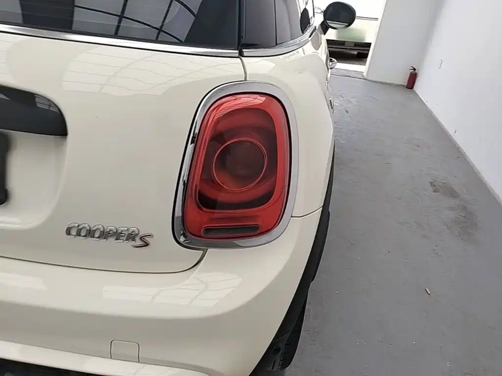 MINI Mini — миниатюра 8
