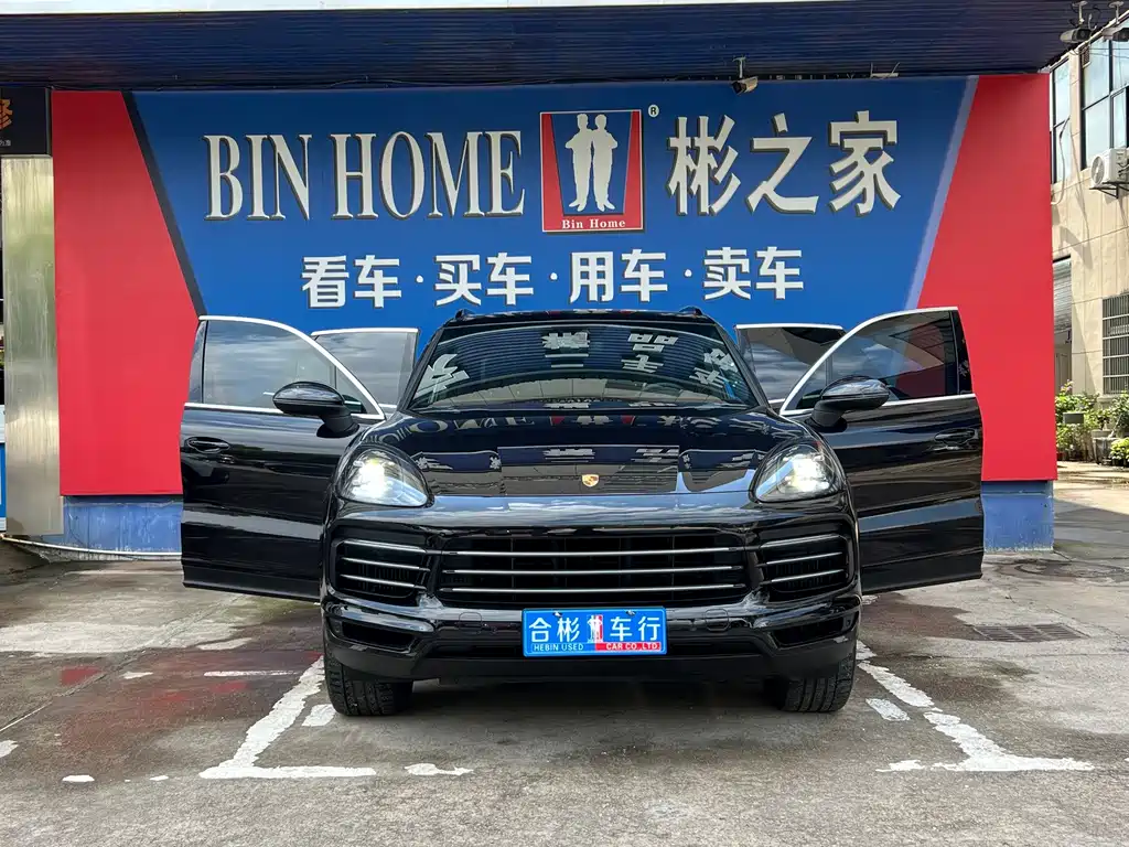 Porsche Cayenne — миниатюра 29