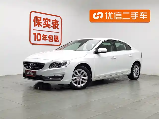 VOLVO S60 2017
