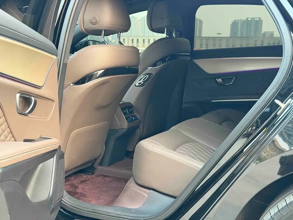 BYD Han — миниатюра 8