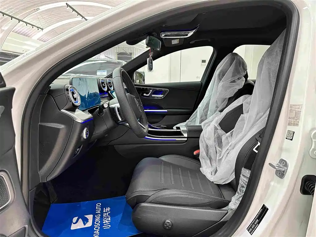 Mercedes-Benz C-Class — миниатюра 7
