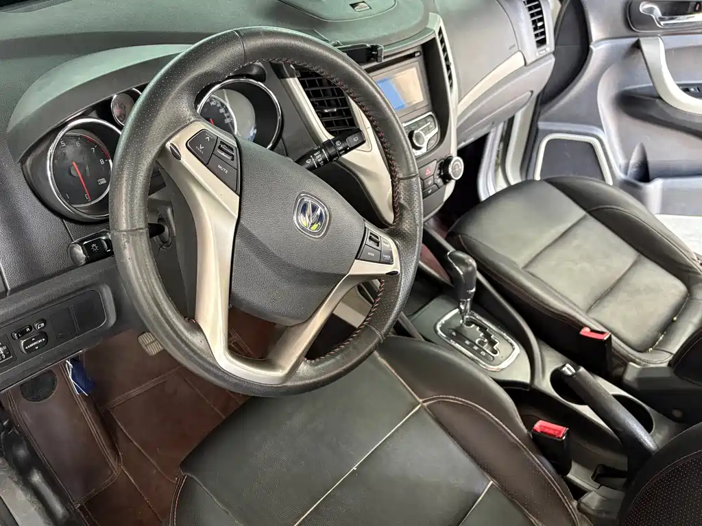 Changan CS35 — миниатюра 9