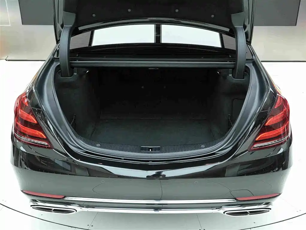 Mercedes-Benz S-Class — миниатюра 24